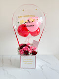 Caja de rosas con Globo burbuja personalizado
