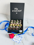Caja Personalizada Fresas con Chocolate, bombones y rosa natural