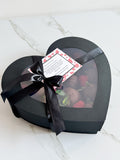 Box corazon de fresas con chocolate