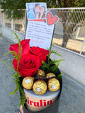 Cono de Rosas con pirulin y torontos o bombones Ferrero