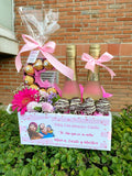 Cava Box con Letra de Bombones, flores y fresas con chocolate