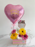 Arreglo de gerberas con Globo personalizado