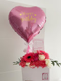 Caja de Flores LaOldan con globo personalizado