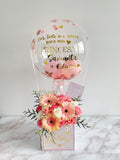 Caja de Flores con Globo burbuja personalizado